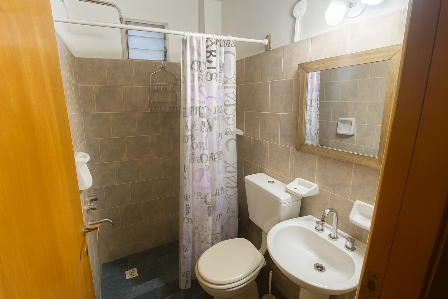 VENTA EN SANTA TERESITA, DEPARTAMENTO 2 AMBIENTES CERCA DEL MAR