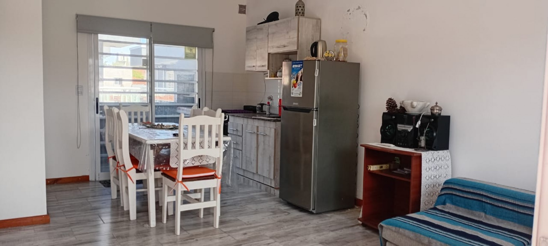 HERMOSO DEPARTAMENTO 3 AMBIENTE CON COCHERA