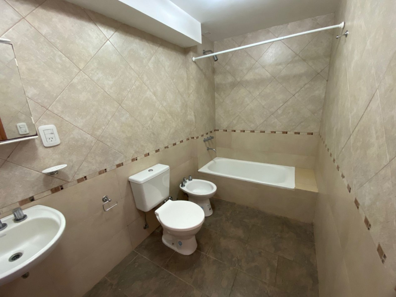 VENTA EN SANTA TERESITA, DEPARTAMENTO CON GAS NATURAL, CERCA DEL MAR