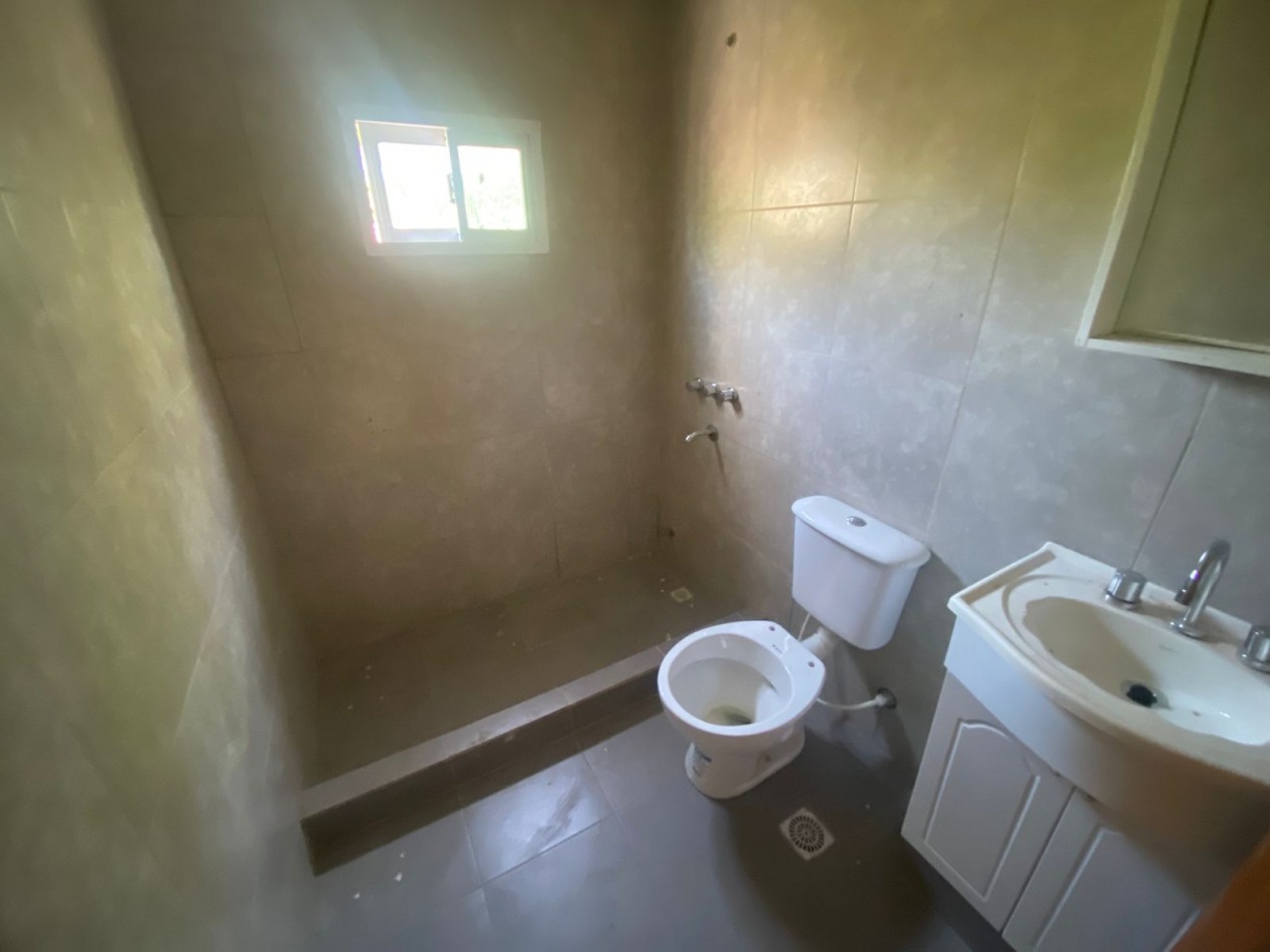 VENDE EN LA COSTA CASA EN DUPLEX C/TERRENO, OPORTUNIDAD