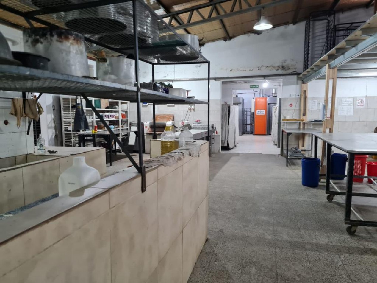 VENDE EN LA COSTA LOCAL CON VIVIENDA APTO LOGISTICA, DEPOSITO, COMERCIO, INDUSTRIA