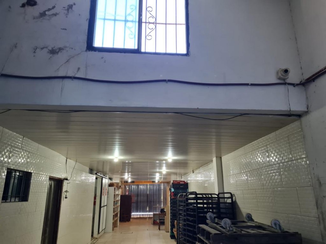 VENDE EN LA COSTA LOCAL CON VIVIENDA APTO LOGISTICA, DEPOSITO, COMERCIO, INDUSTRIA