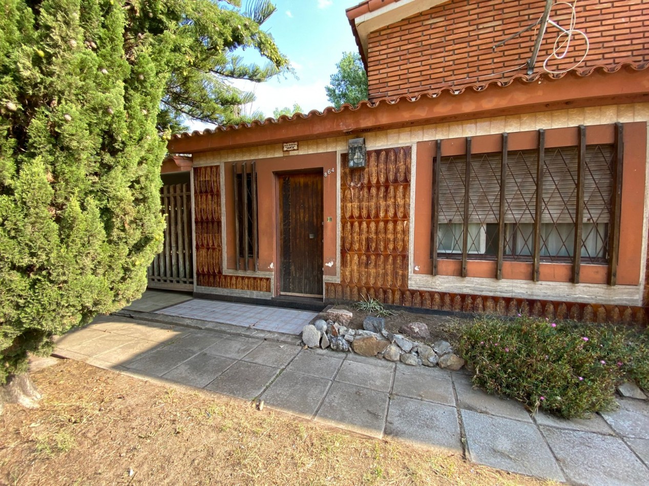 CASA EN VENTA EN SANTA TERESITA