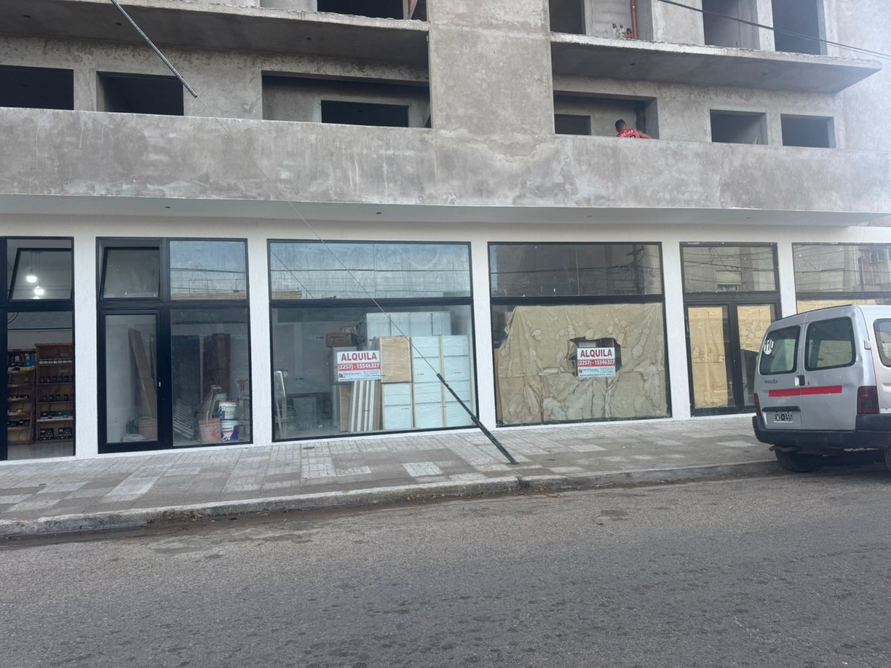 LOCAL COMERCIAL
