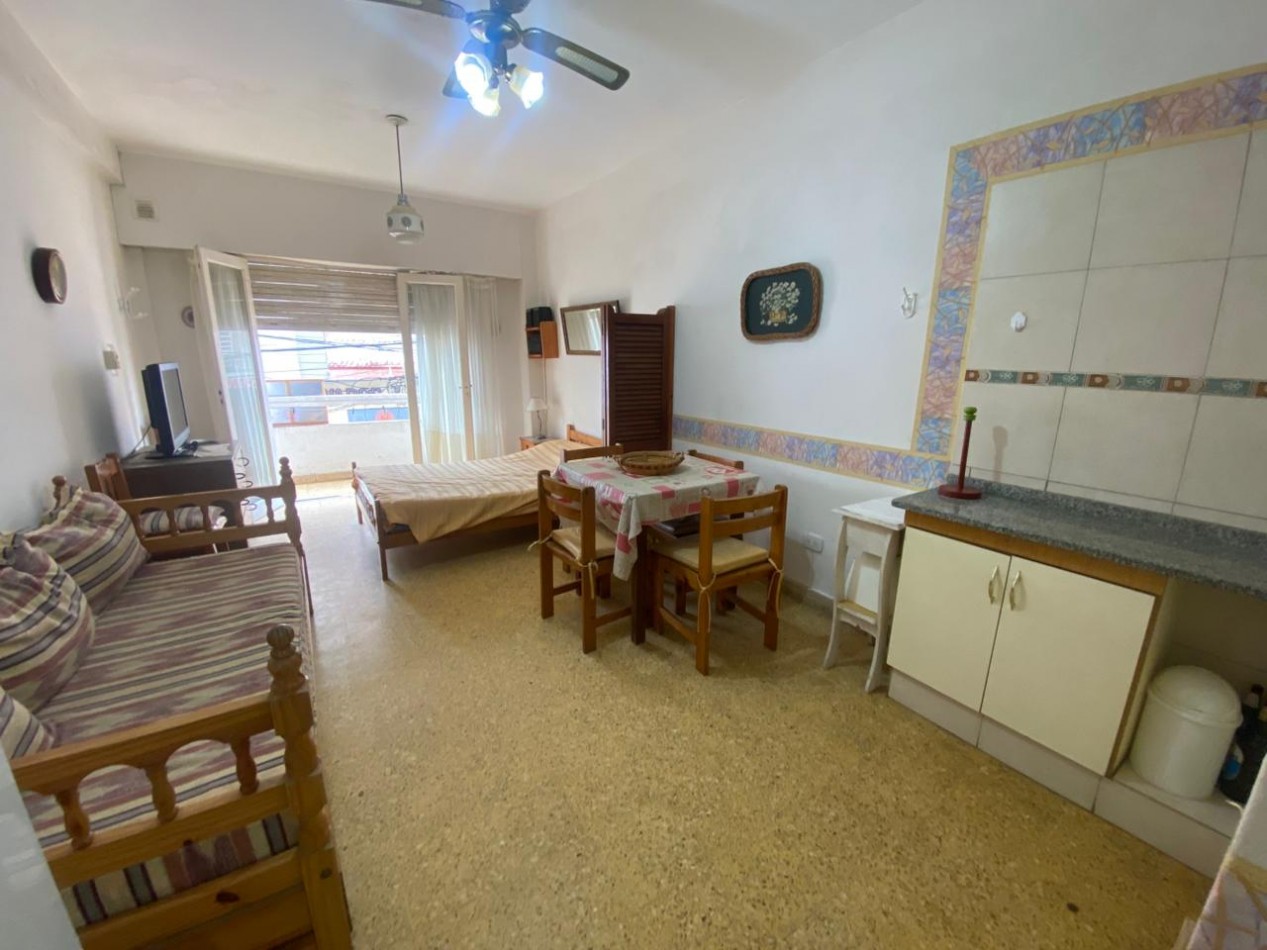 VENTA EN SANTA TERESITA, DEPARTAMENTO SOBRE PEATONAL