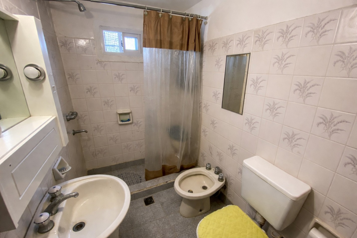 VENTA EN SANTA TERESITA, PH 2 AMBIENTES