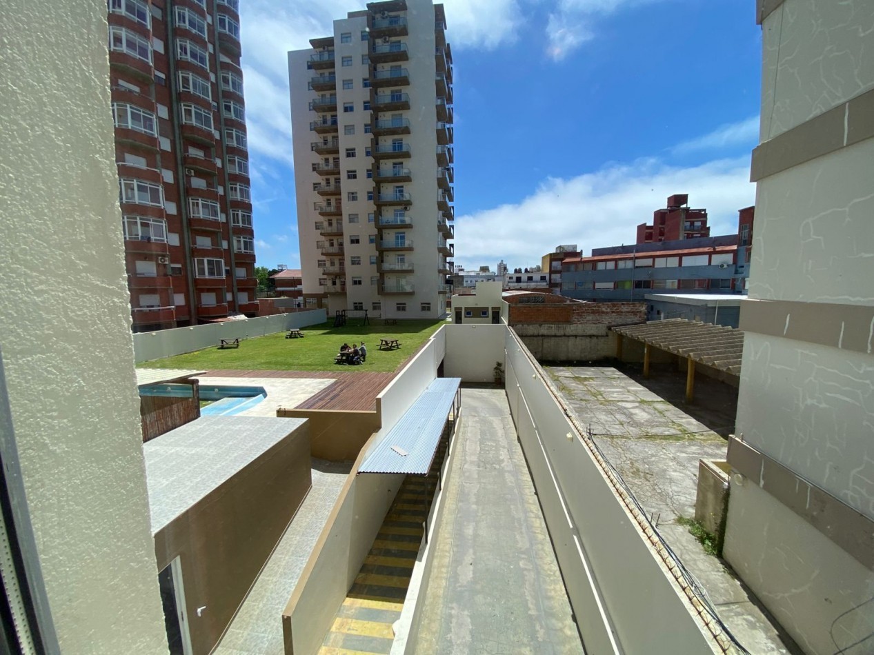 VENTA EN SANTA TERESITA, EN BLOCK 2 DEPARTAMENTOS EN EDIFICIO INTELIGENTE 45M2 C/U