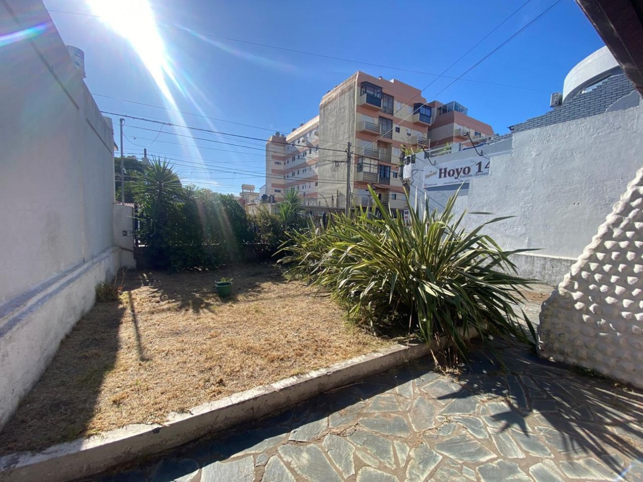 VENTA EN SANTA TERESITA, CASA 5 AMB. EXC UBICACION, S/LOTE 400M2 A ZONA CENTRO ¡OPORTUNIDAD!