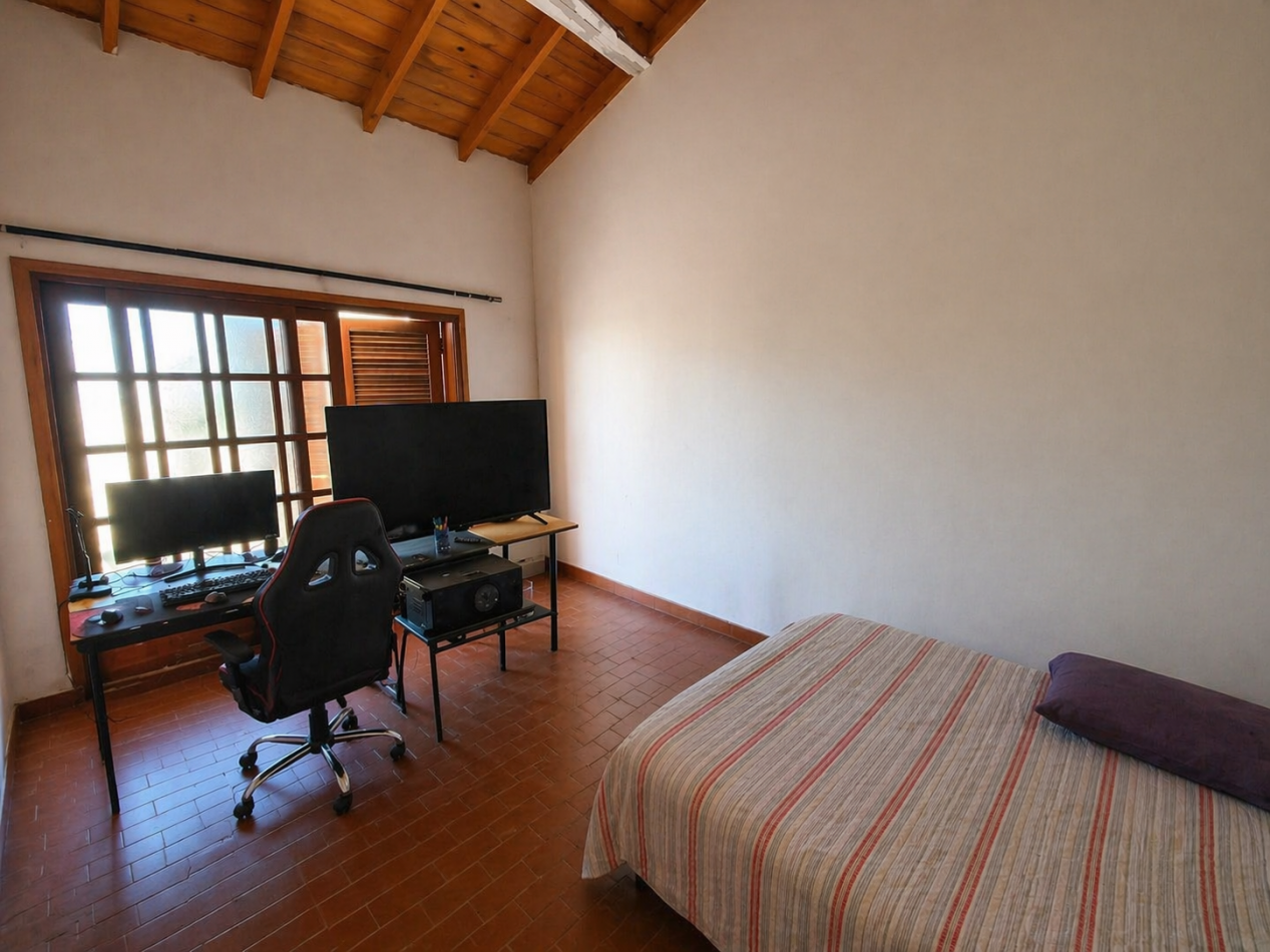 VENTA EN SANTA TERESITA, CASA 5 AMB. EXC UBICACION, S/LOTE 400M2 A ZONA CENTRO ¡OPORTUNIDAD!
