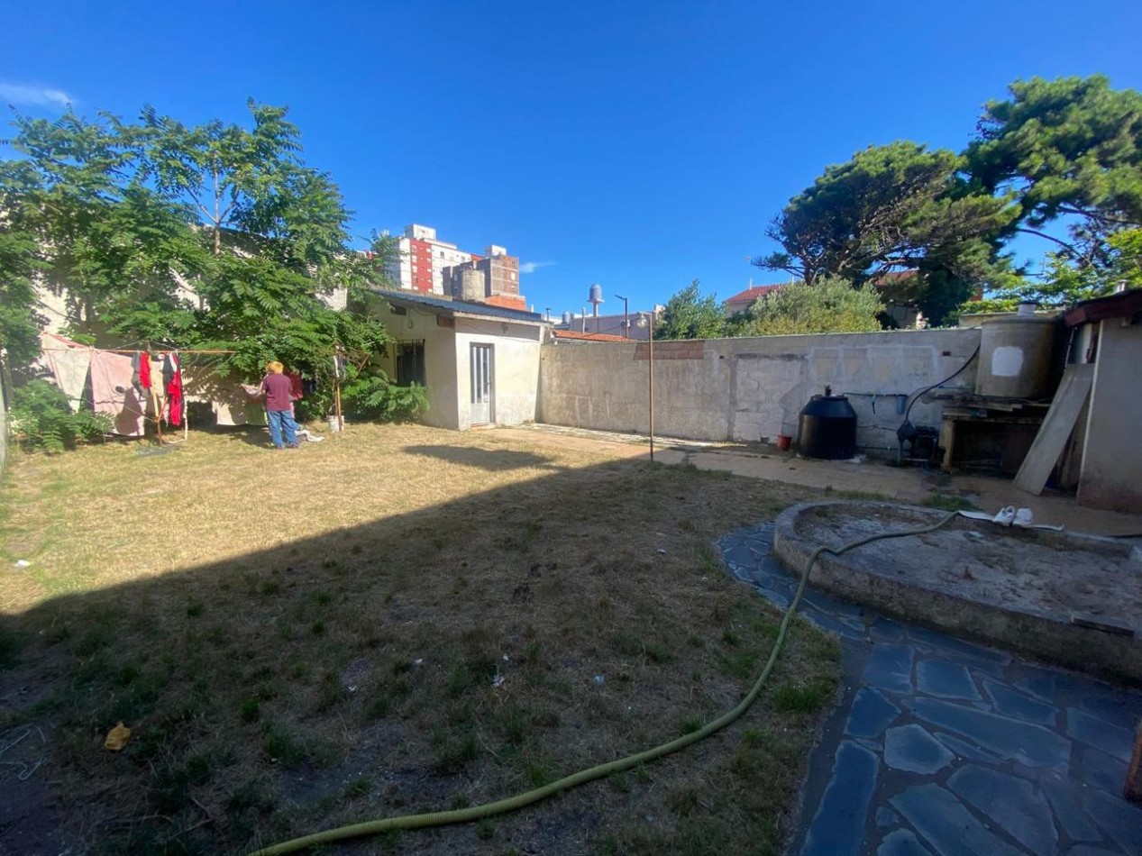 VENTA EN SANTA TERESITA, CASA 5 AMB. EXC UBICACION, S/LOTE 400M2 A ZONA CENTRO ¡OPORTUNIDAD!