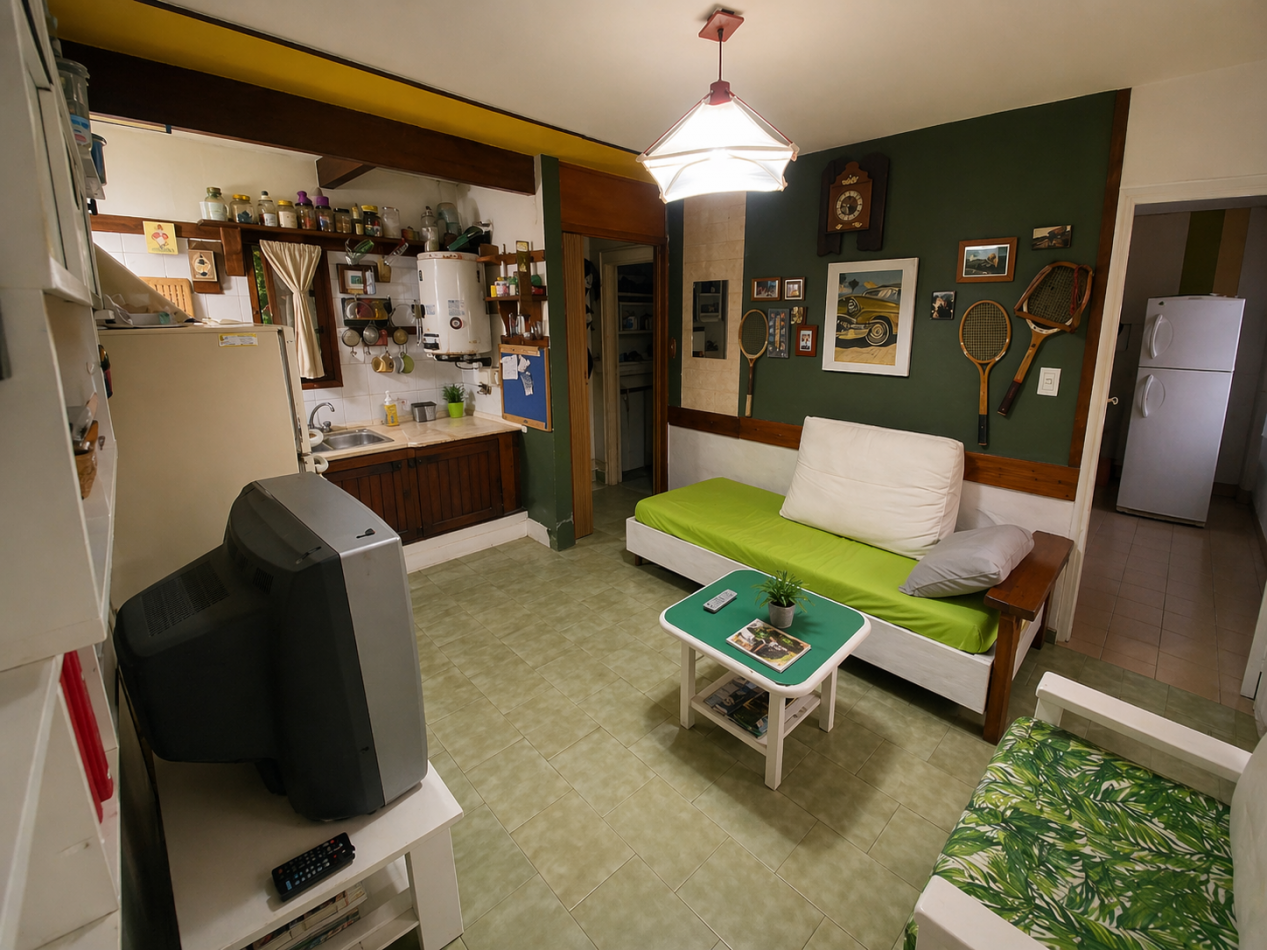 CASA EN VENTA EN SANTA TERESITA, 4 AMBIENTES 