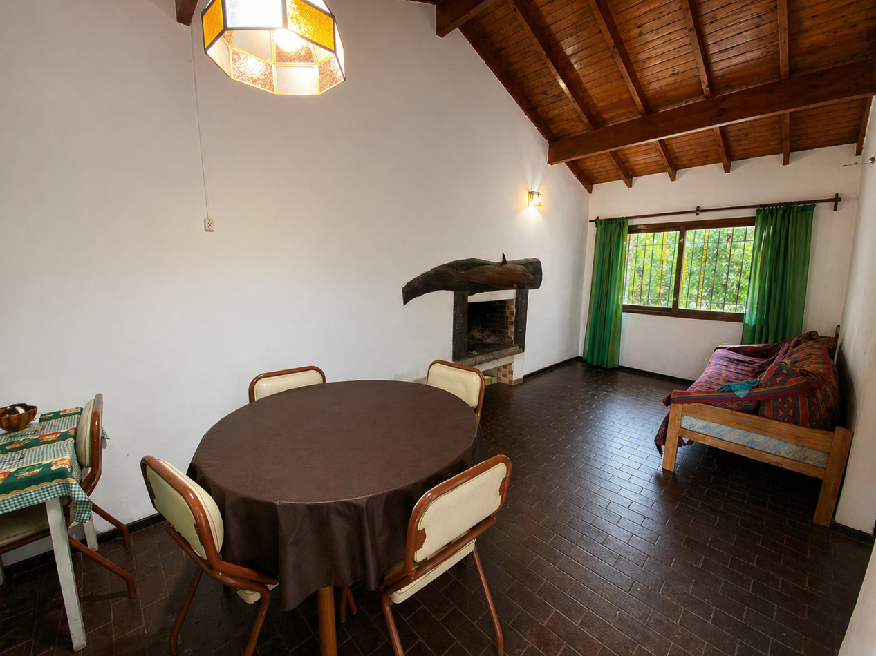 VENTA EN LA COSTA CASA 4 AMBIENTES FRENTE AL MAR