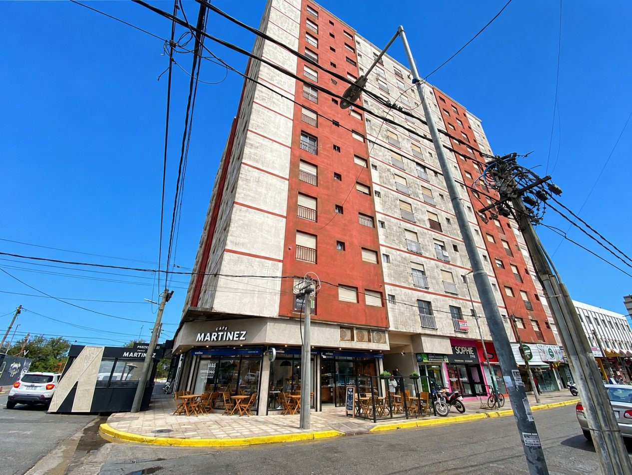 DEPARTAMENTO EN VENTA EN SANTA TERESITA FRENTE AL MAR