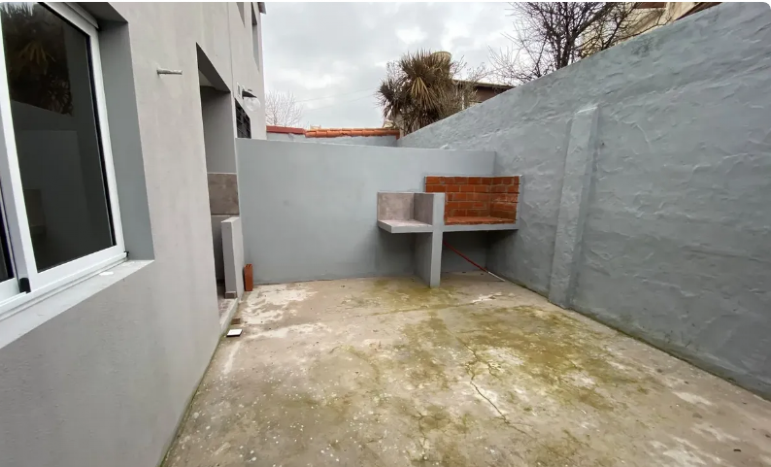 VENTA EN SANTA TERESITA ¡a Estrenar! Departamento 2 Ambientes Con Patio Y Parrilla Santa Teresita