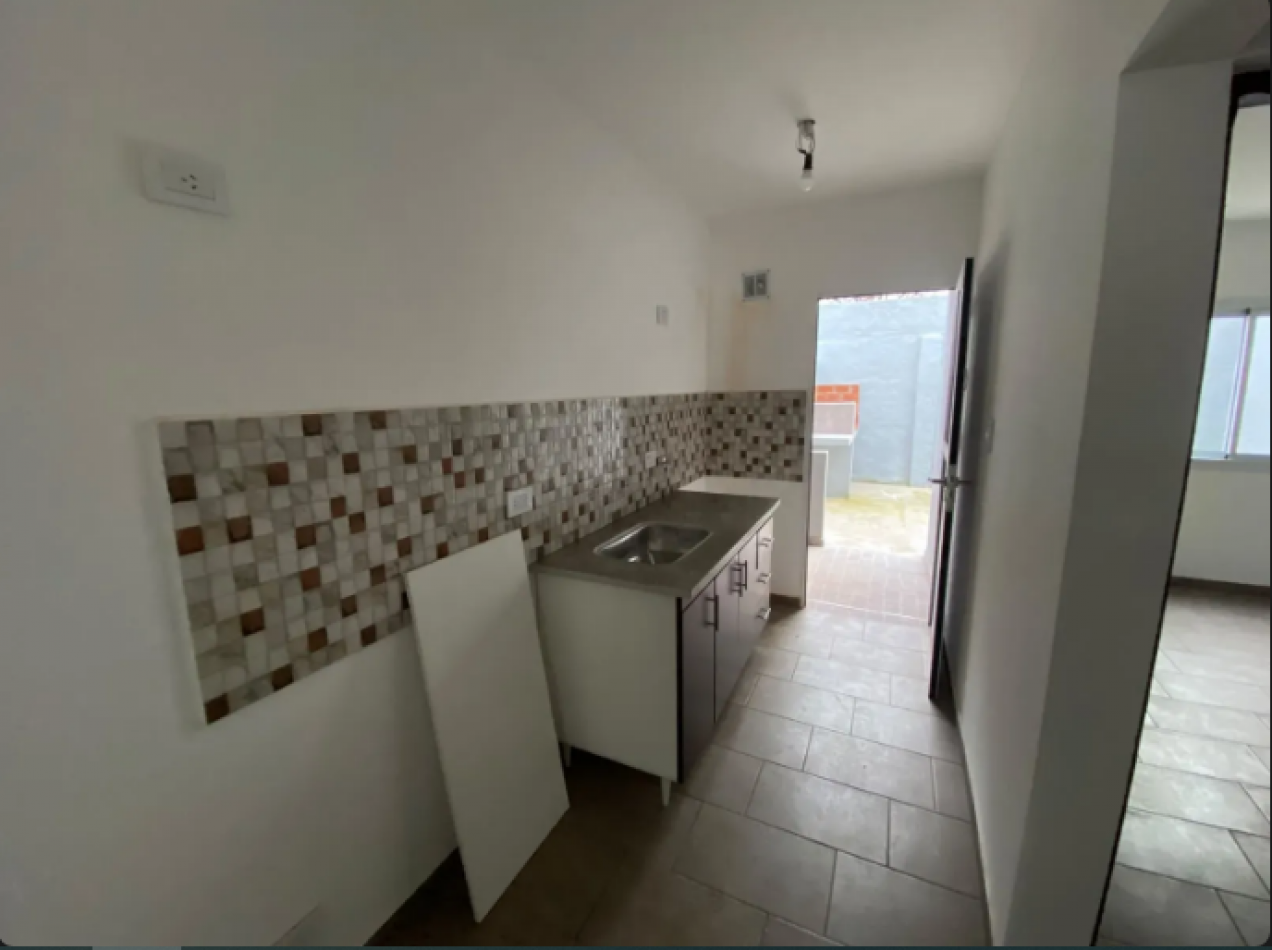 VENTA EN SANTA TERESITA ¡a Estrenar! Departamento 2 Ambientes Con Patio Y Parrilla Santa Teresita