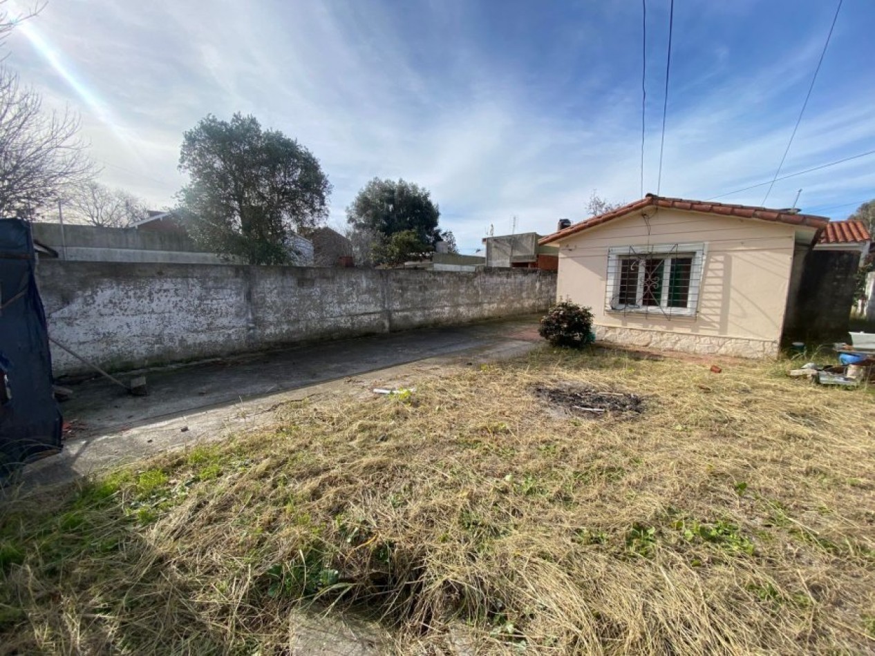 VENTA EN LA COSTA 2 casas a reciclar sobre lo de 10x40 ¡OPORTUNIDAD! A INVERSIONISTA