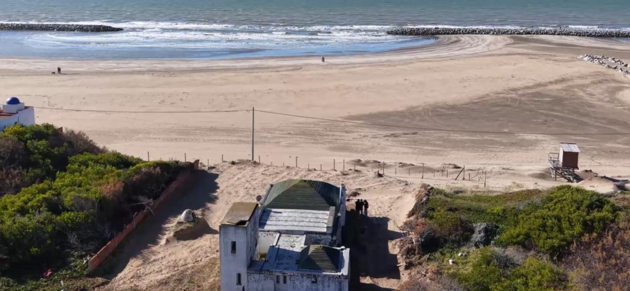 VENDE AMANECER EN LA COSTA