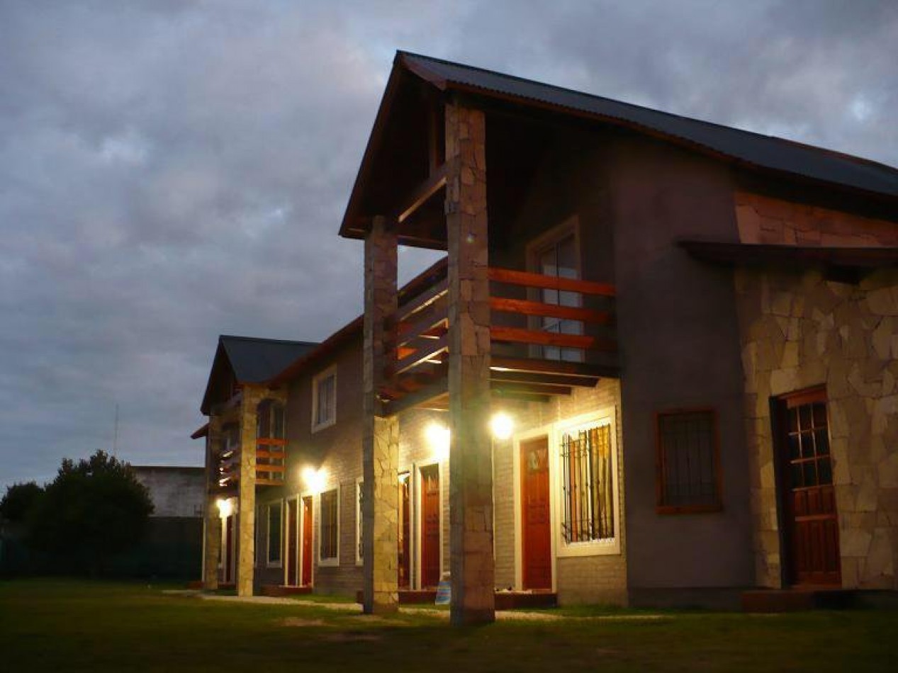 VENTA EN LA COSTA: COMPLEJO TURISTICO, 11 DUPLEX. ALTA RENTA, OPORTUNIDAD DE INVERSION