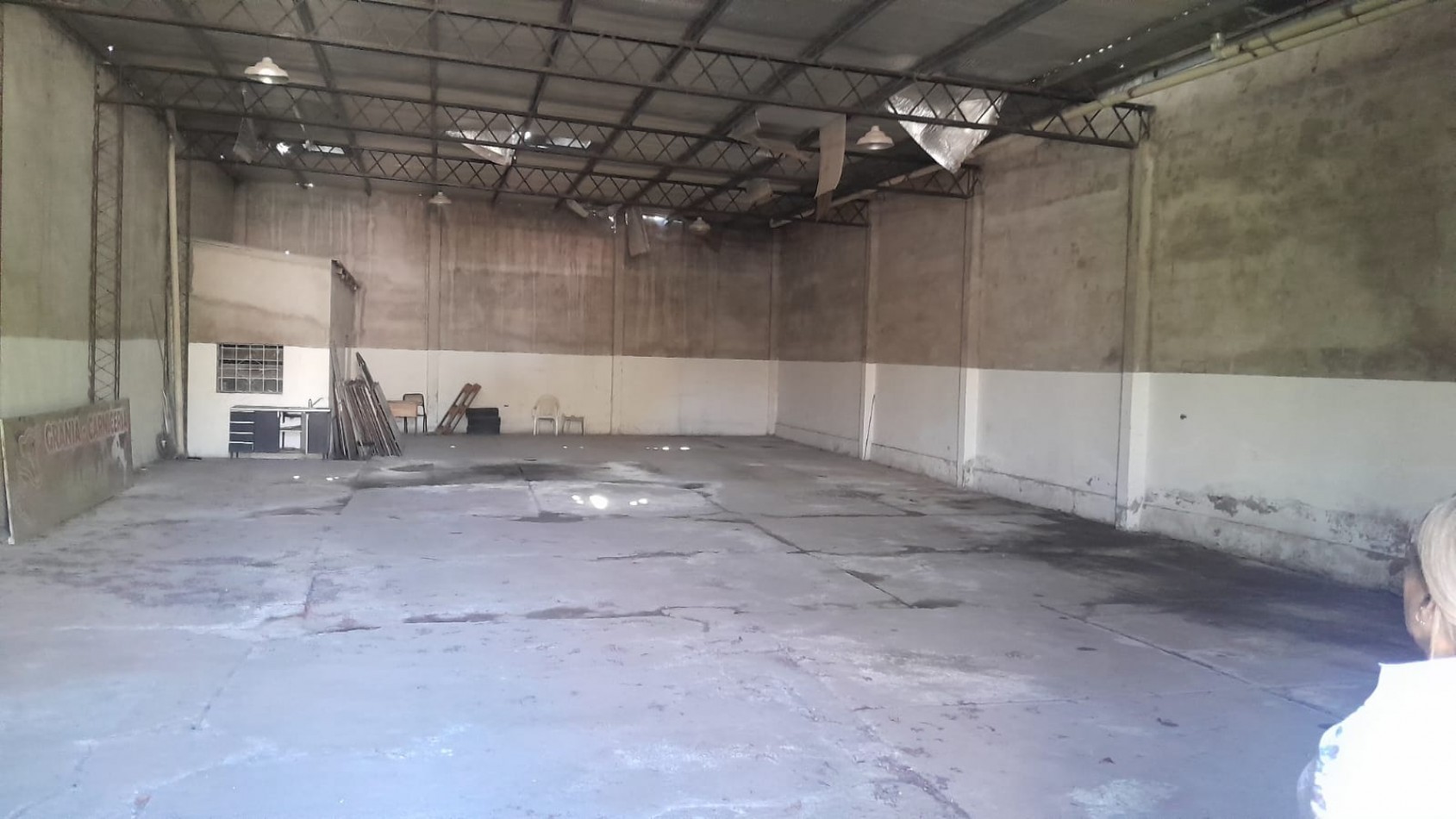 VENDO EN LA COSTA 2 DEPOSITOS EN BLOCK 900M2 (aprox.) C/ OFICINAS