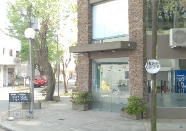 LOCAL COMERCIAL CON VIVIENDAS