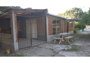 VENTA EN LA COSTA, REGIA CASA 3 AMBIENTES CON GAS NATURAL