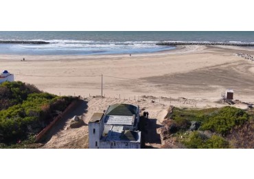 VENDE AMANECER EN LA COSTA