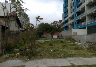 VENTA EN SANTA TERESITA, LOTE DE 10X30, CERCA DEL MAR