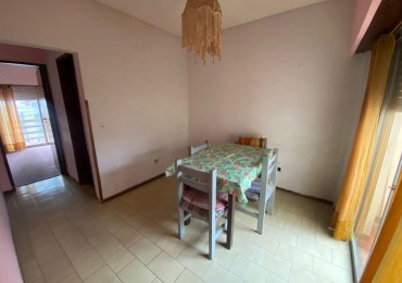 VENTA SANTA TERESITA, DEPTO 2 AMBIENTES, GAS NATURAL, EXCELENTE UBICACION